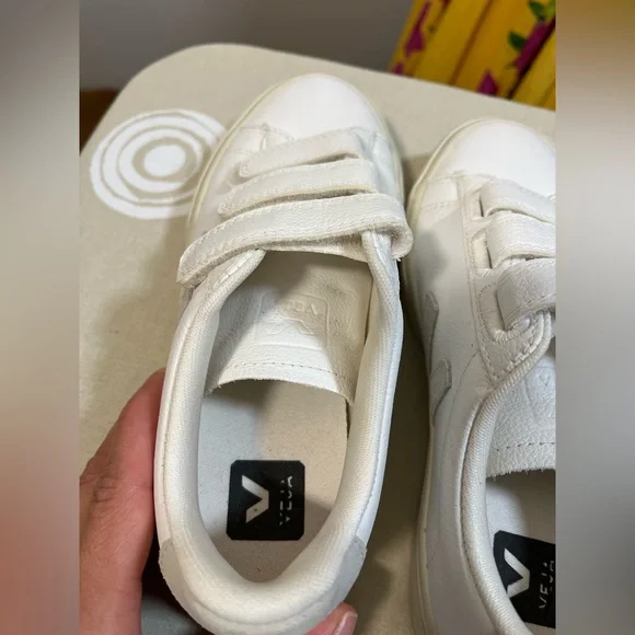 Veja Recife Logo Sneaker - Picture 8 of 13